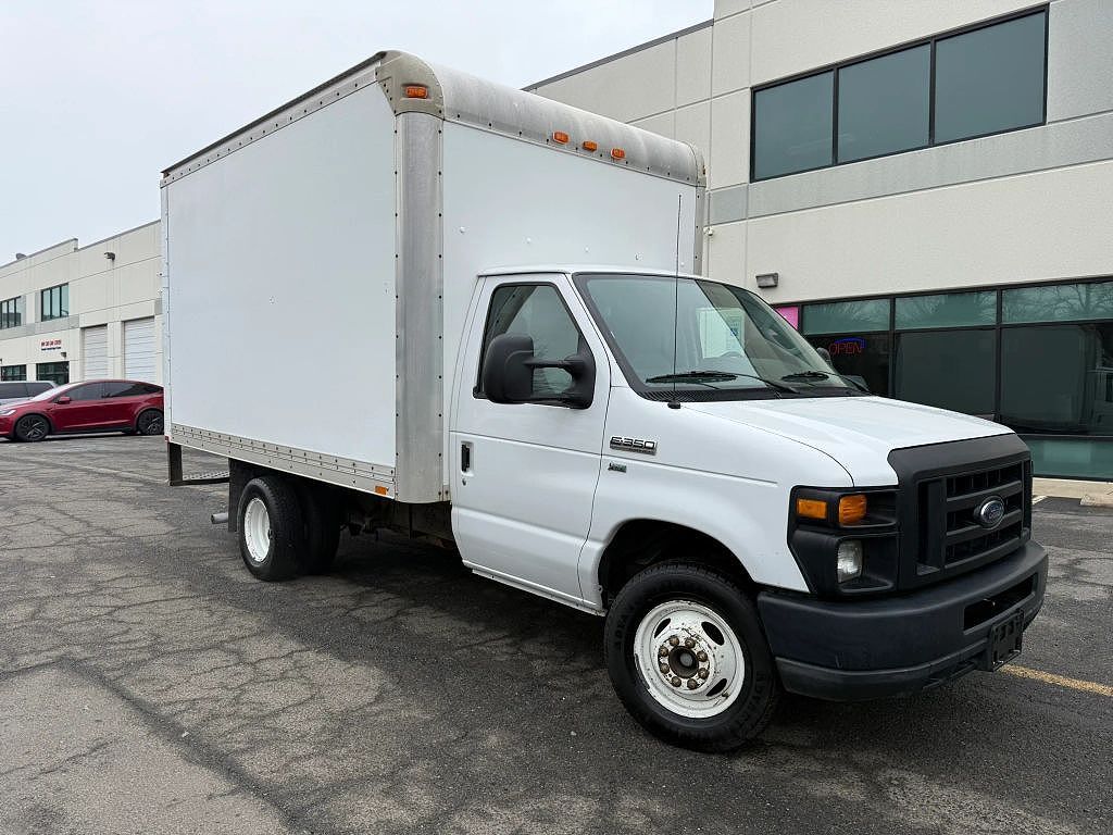 2010 FORD E-350