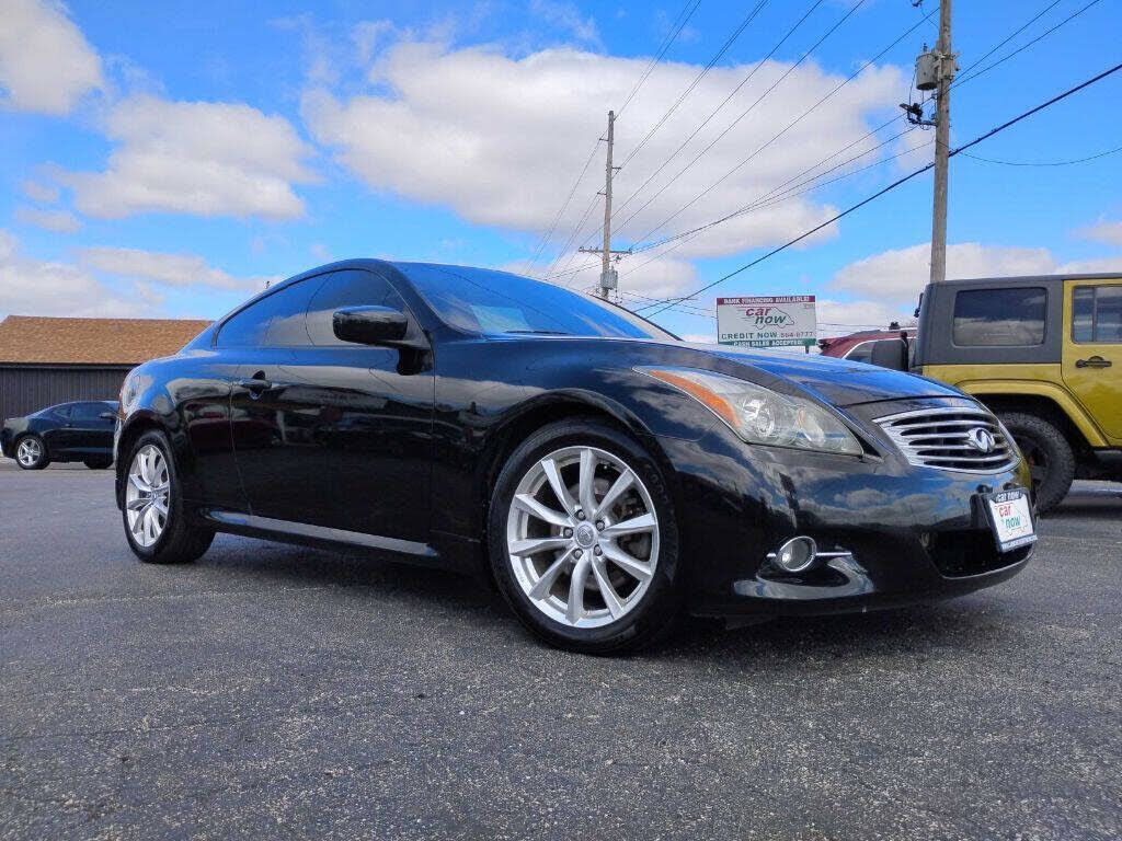 2011 INFINITI G37
