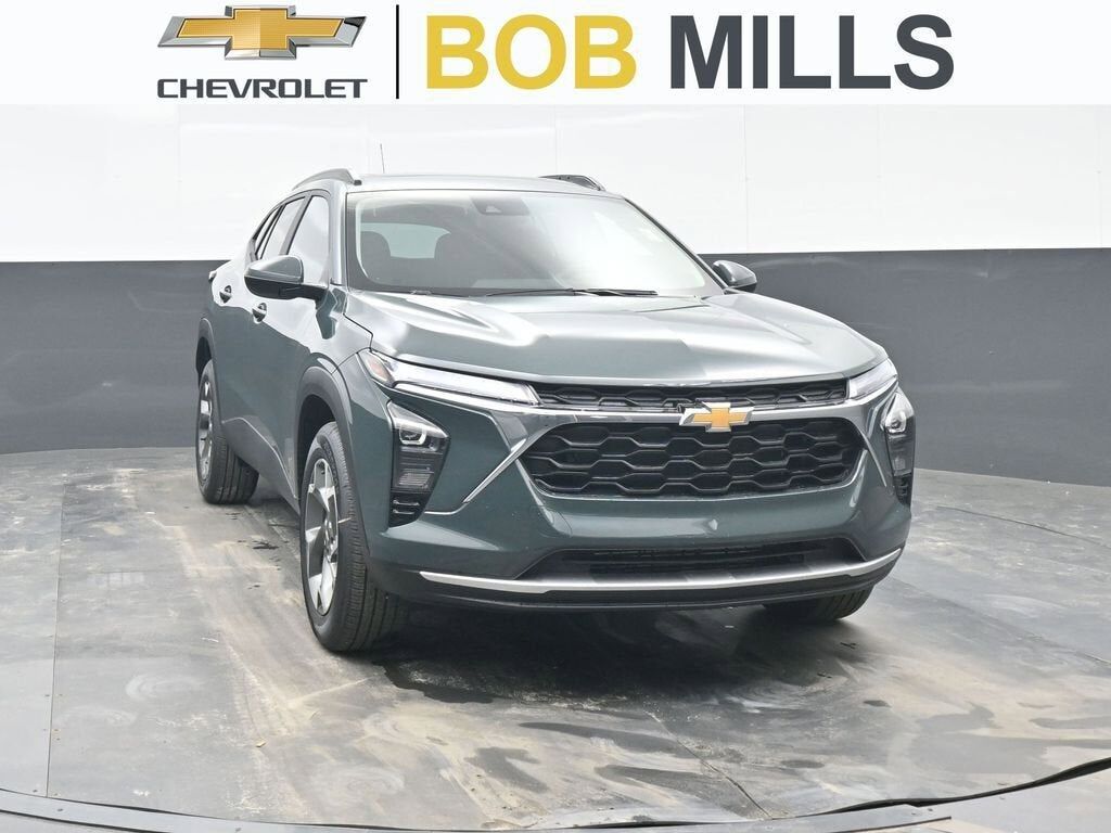 2026 CHEVROLET Trax