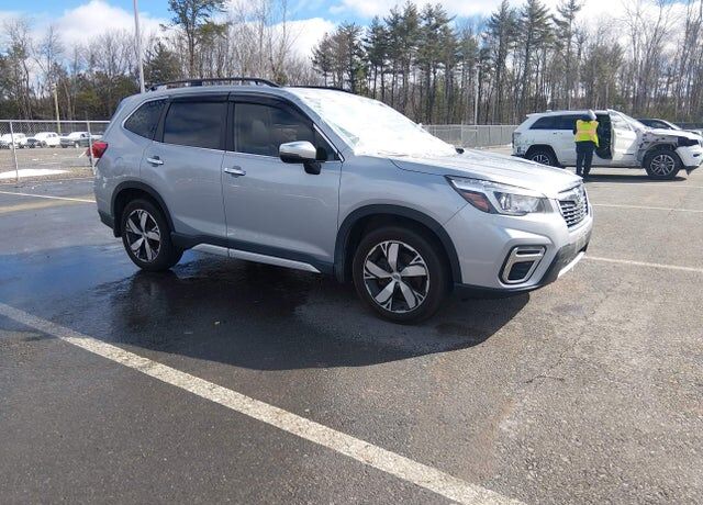 2019 SUBARU Forester