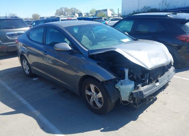 2014 HYUNDAI Elantra