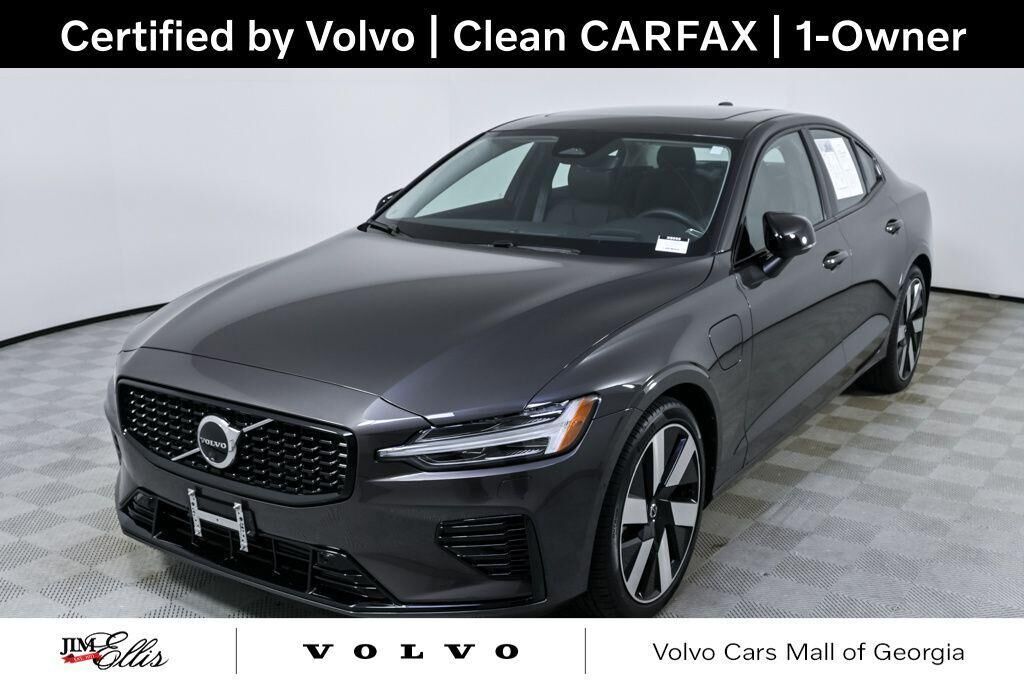 2025 VOLVO S60