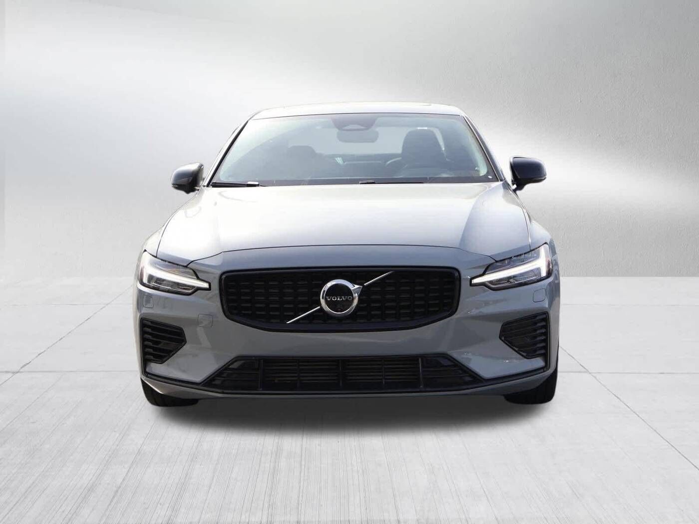 2024 VOLVO S60