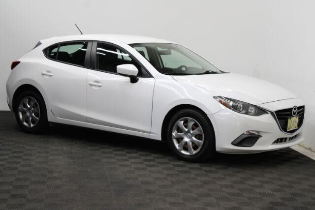 2016 MAZDA Mazda3