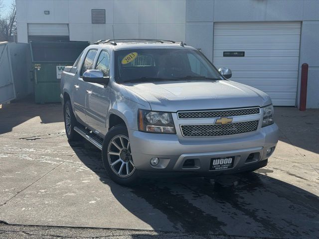 2013 CHEVROLET Avalanche