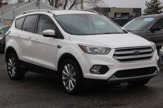 2017 FORD Escape