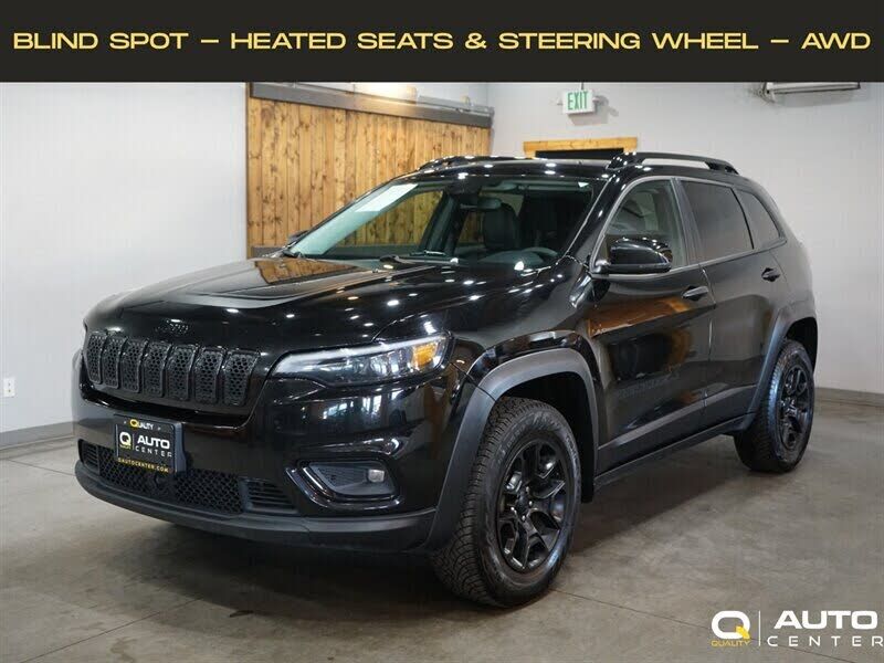 2022 JEEP Cherokee