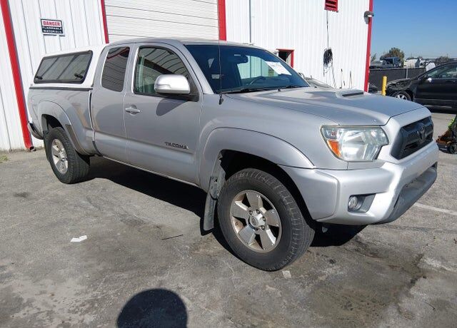 2013 TOYOTA Tacoma