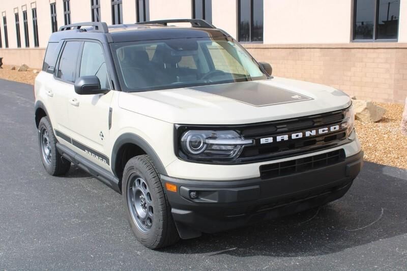2024 FORD Bronco