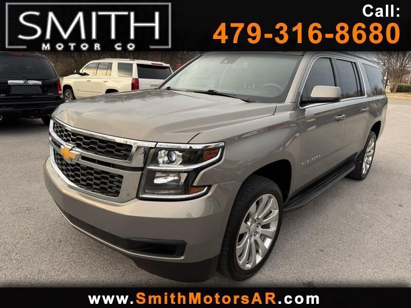 2017 CHEVROLET Suburban