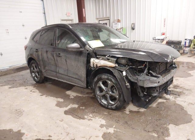 2023 FORD Escape