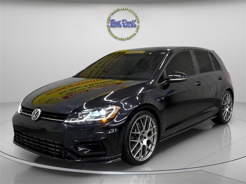 2018 VOLKSWAGEN Golf R