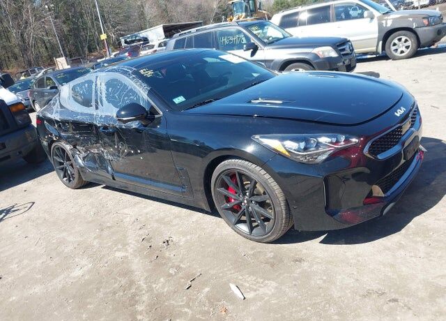 2022 KIA Stinger