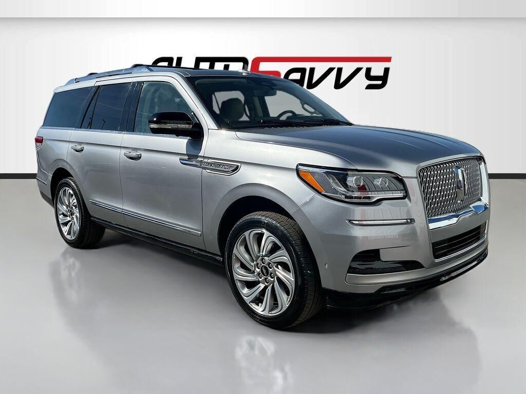2024 LINCOLN Navigator