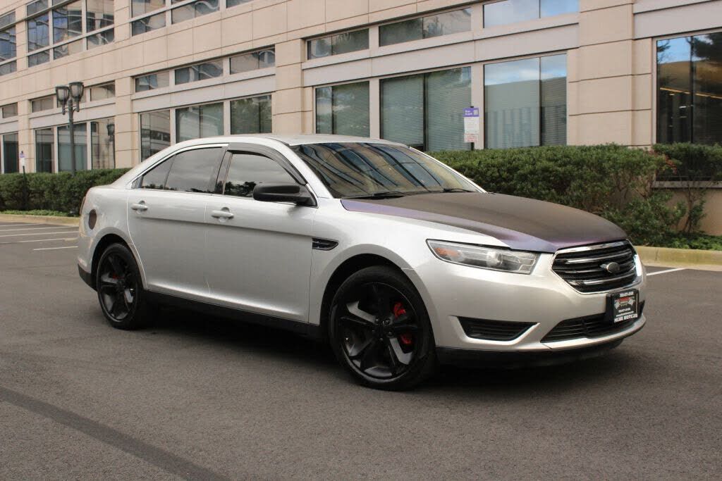 2016 FORD Taurus
