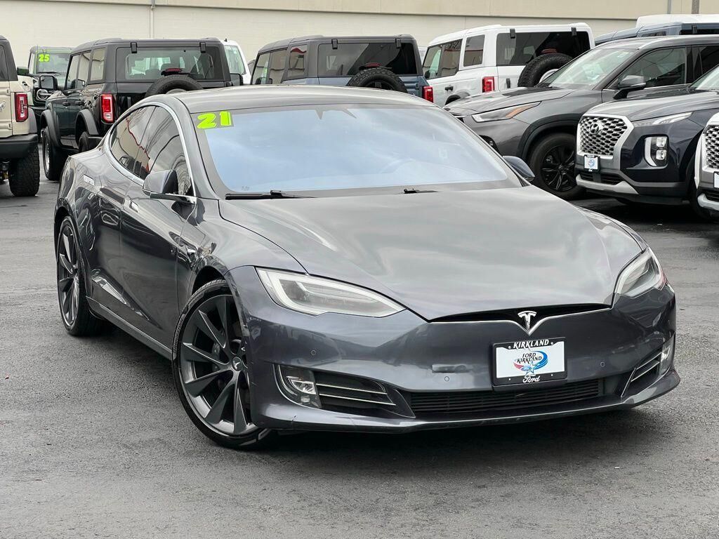 2021 TESLA Model S