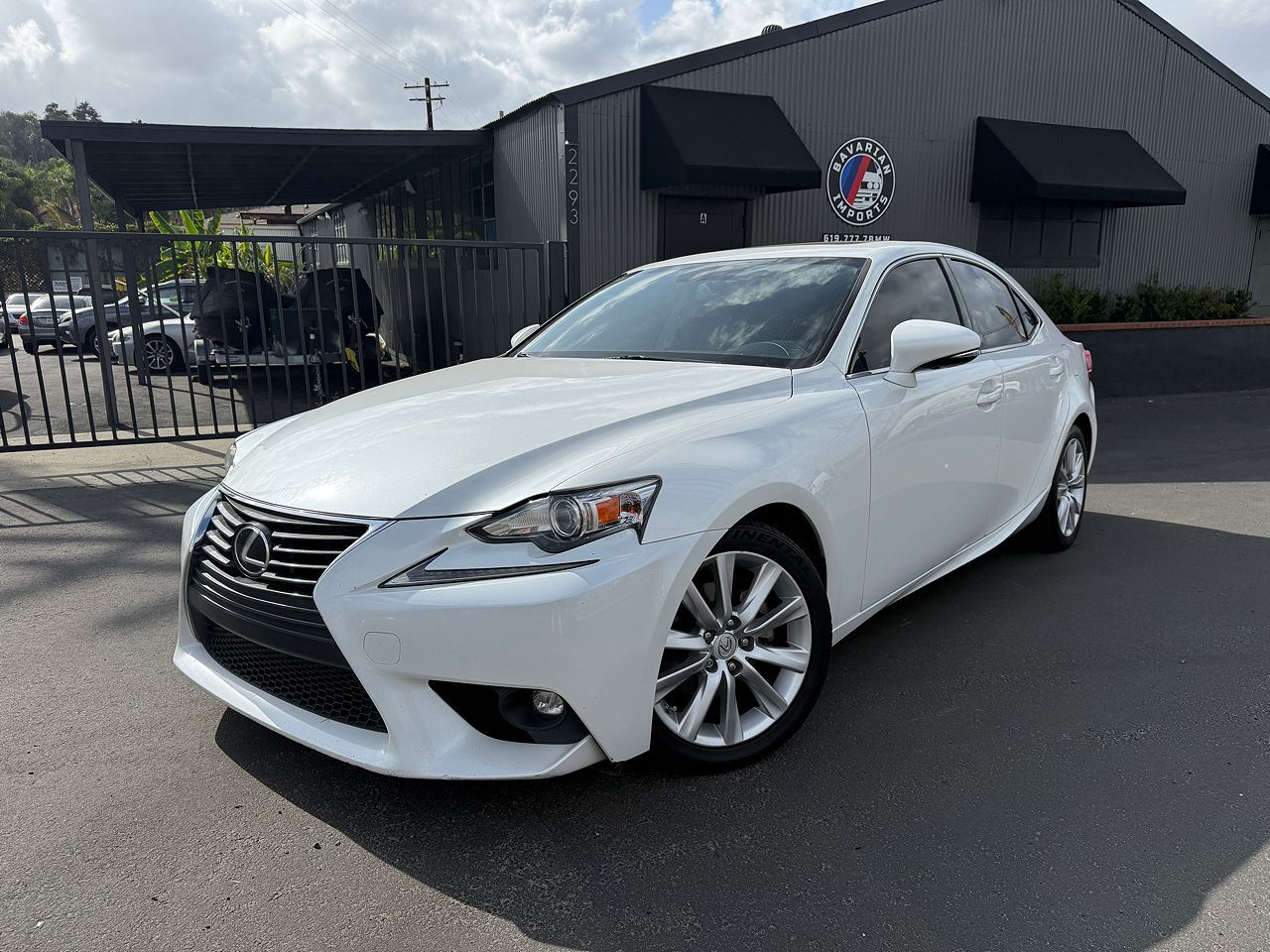 2015 LEXUS IS