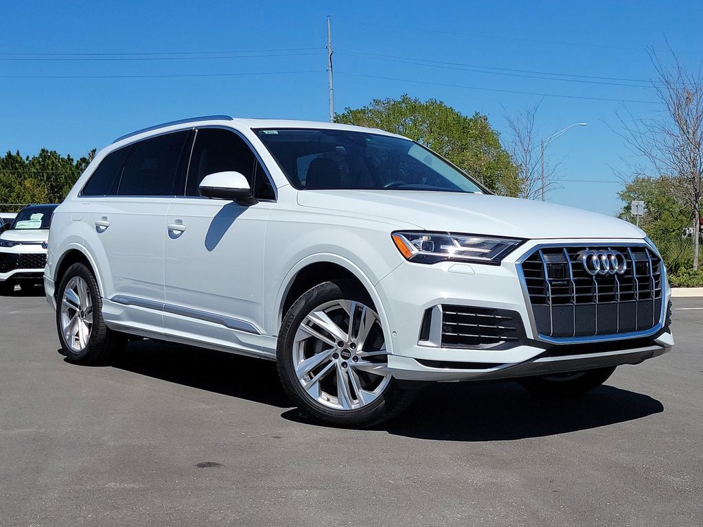 2023 AUDI Q7