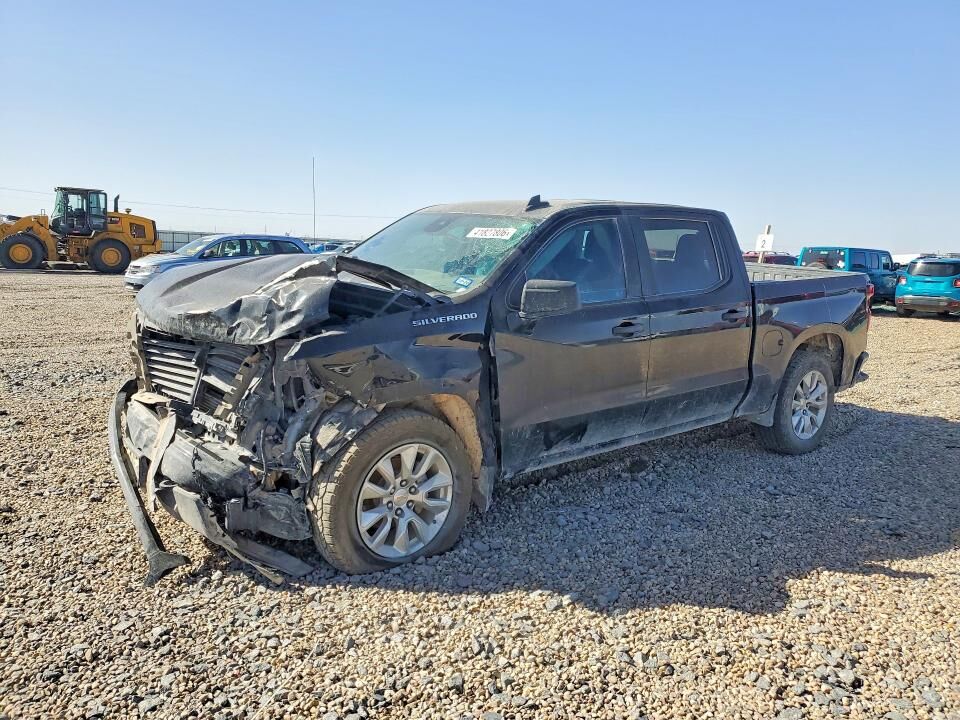 2024 CHEVROLET Silverado