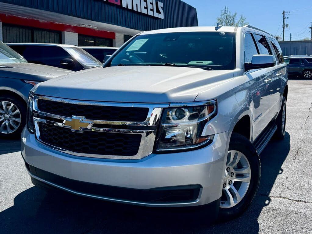 2019 CHEVROLET Suburban