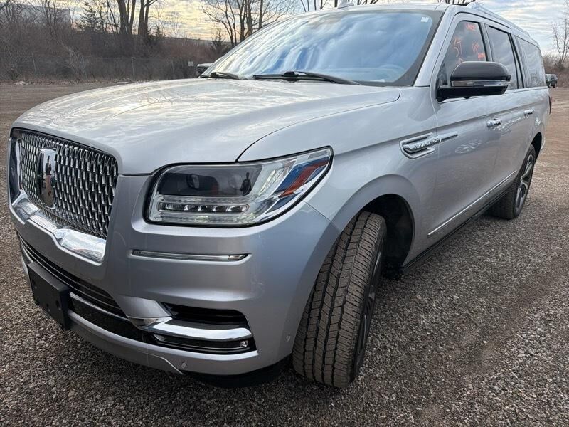 2019 LINCOLN Navigator L
