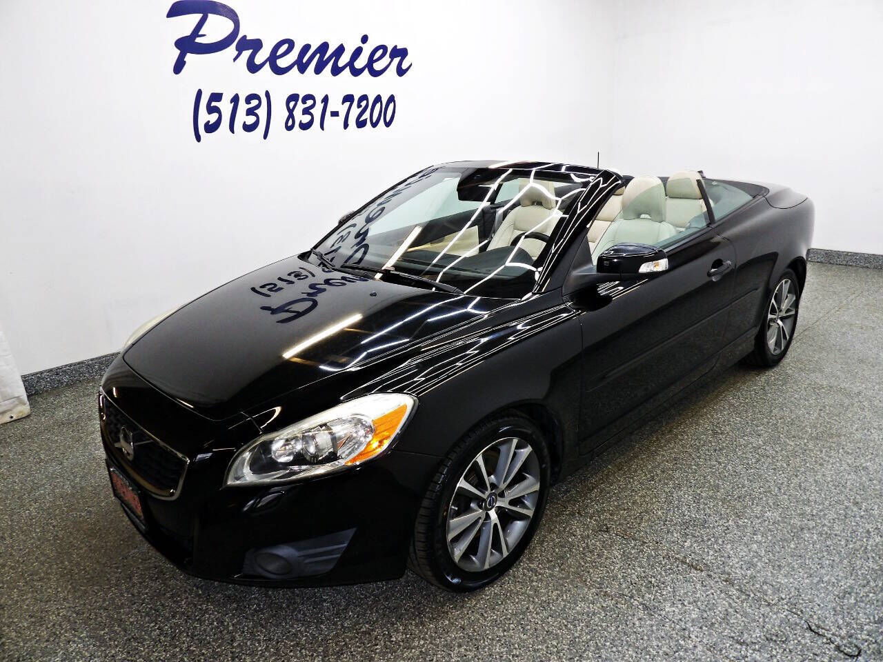 2013 VOLVO C70