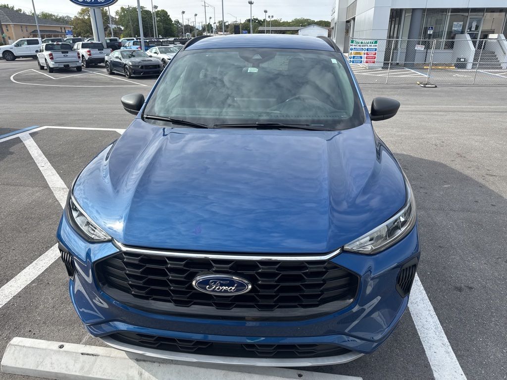 2023 FORD Escape