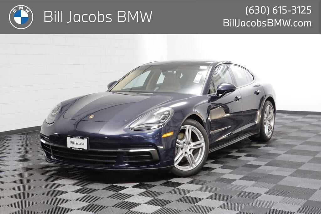 2019 PORSCHE Panamera