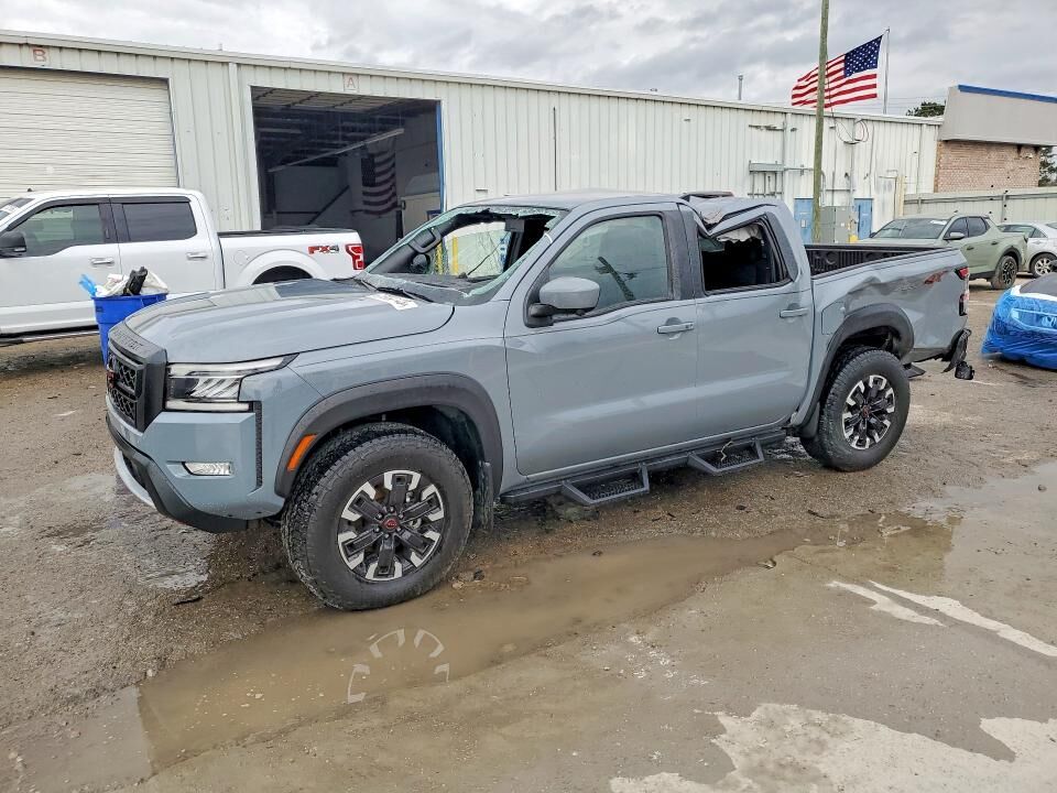 2023 NISSAN Frontier