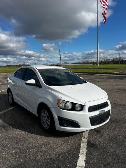 2016 CHEVROLET Sonic