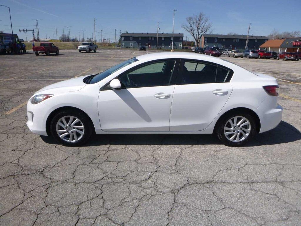 2012 MAZDA Mazda3
