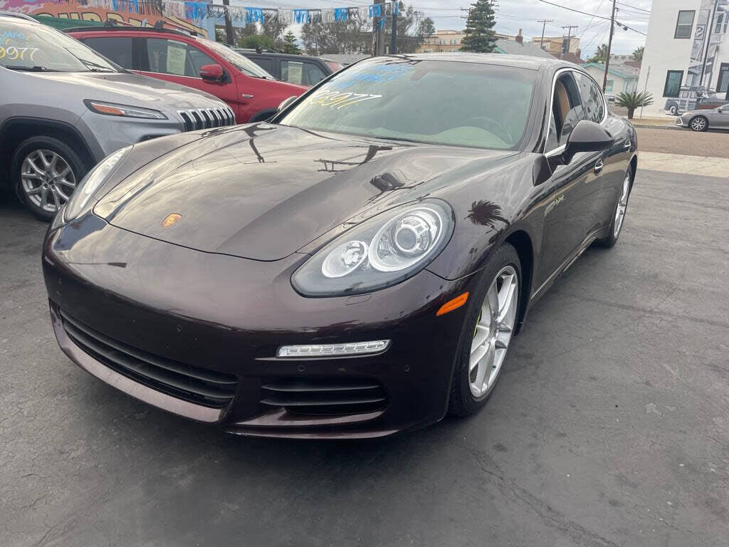 2015 PORSCHE Panamera