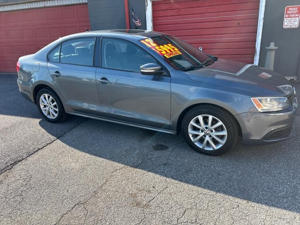 2012 VOLKSWAGEN Jetta