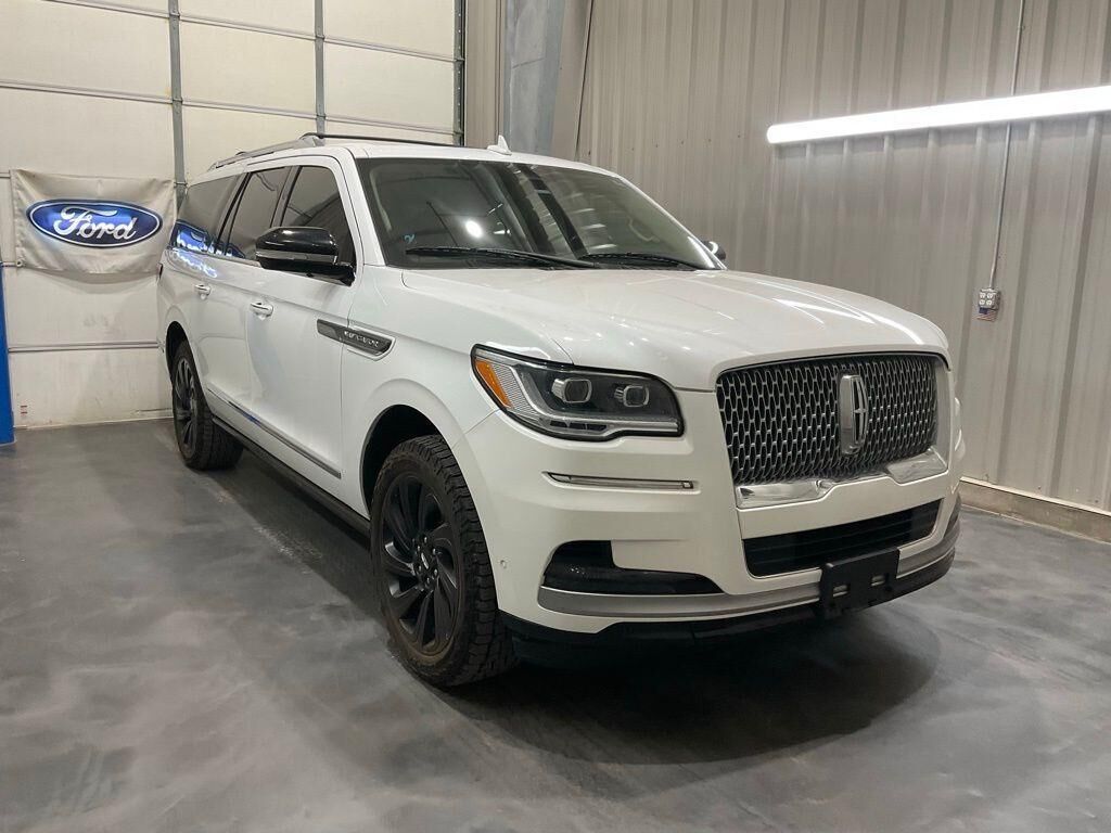 2023 LINCOLN Navigator L