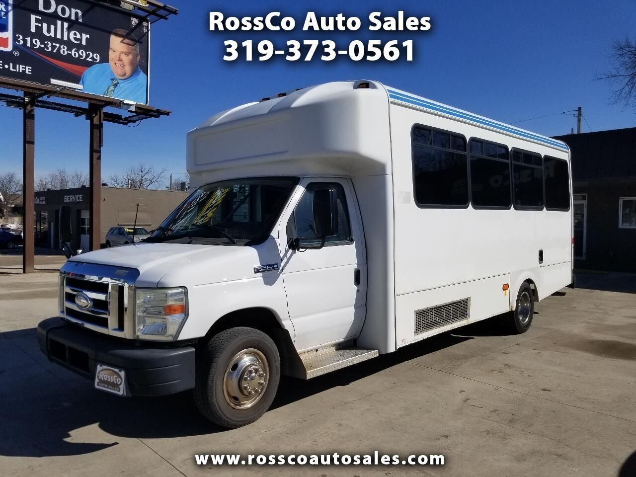 2015 FORD E-450