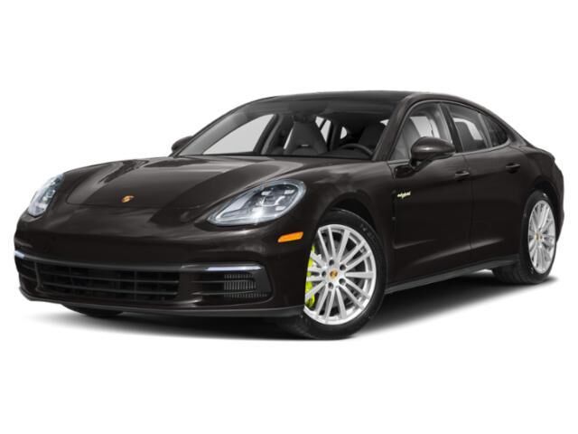 2019 PORSCHE Panamera