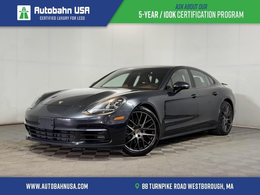 2018 PORSCHE Panamera