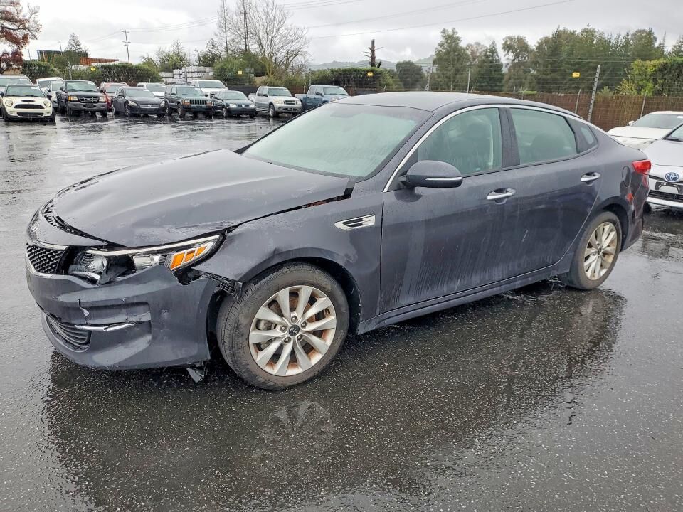 2018 KIA Optima