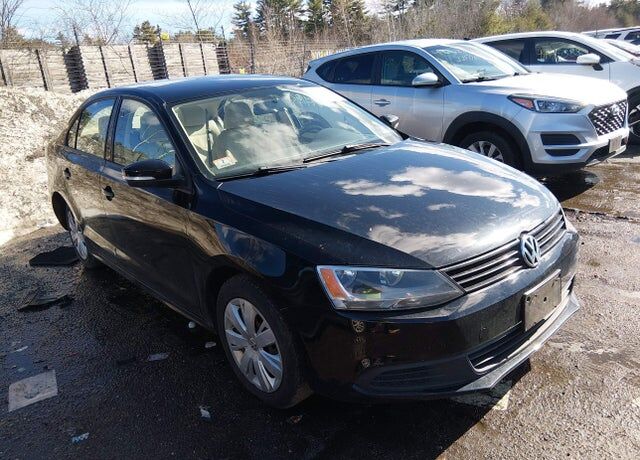 2011 VOLKSWAGEN Jetta