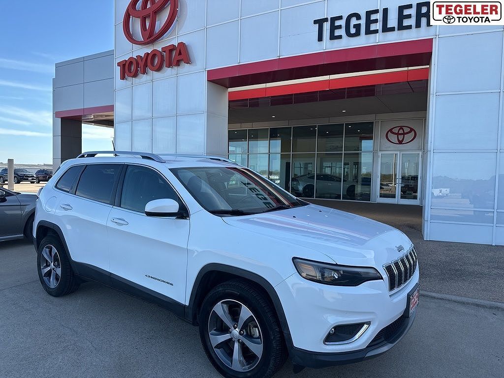 2019 JEEP Cherokee