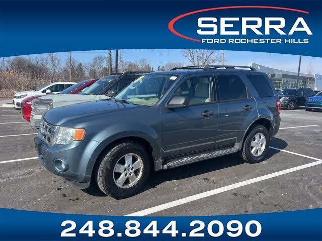 2011 FORD Escape