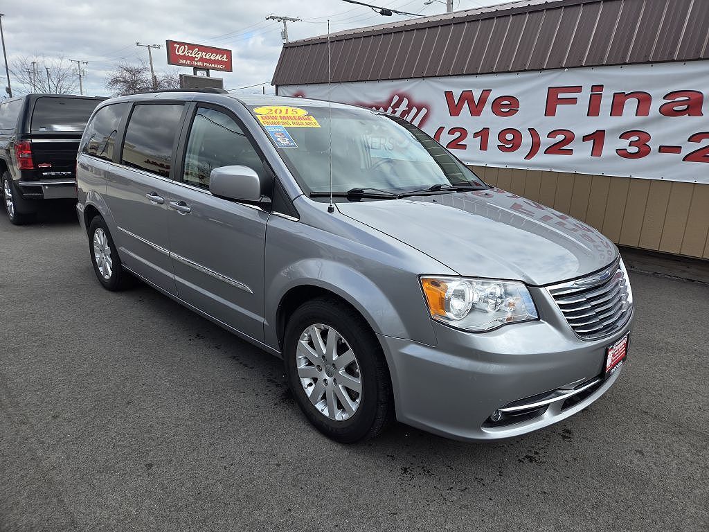 2015 CHRYSLER Town and Country