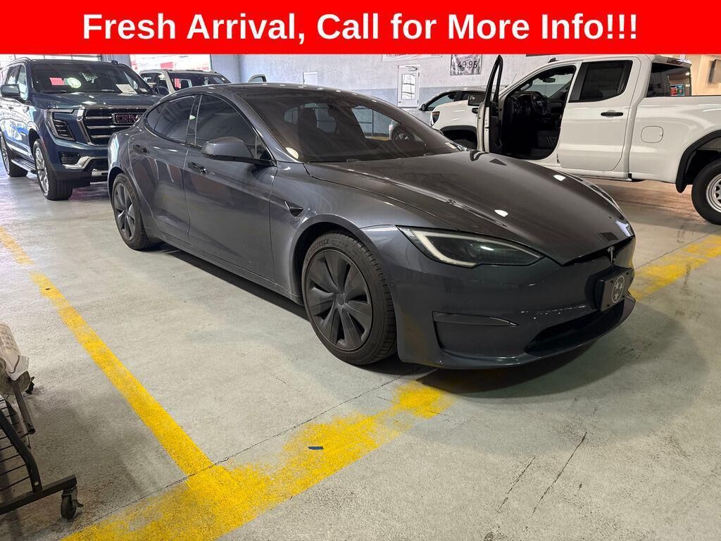 2022 TESLA Model S