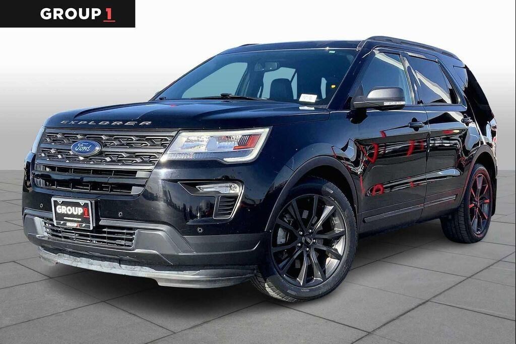 2018 FORD Explorer