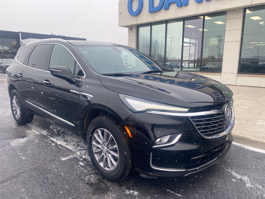 2023 BUICK Enclave