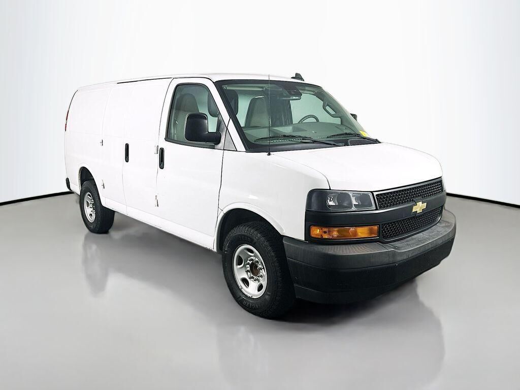 2019 CHEVROLET Express