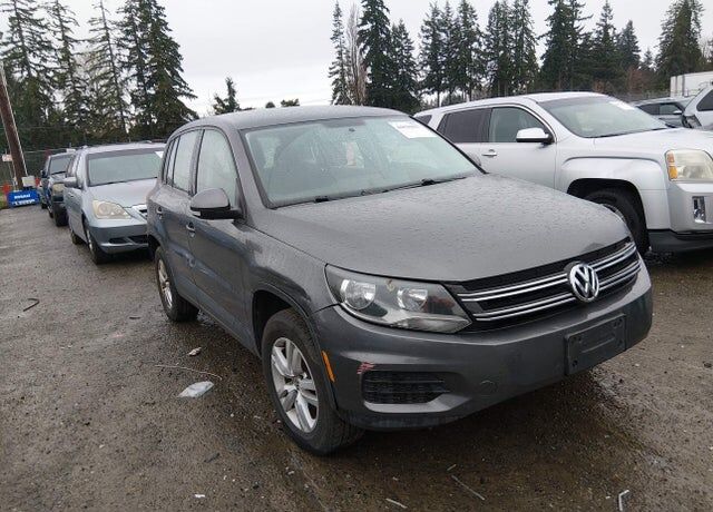 2014 VOLKSWAGEN Tiguan