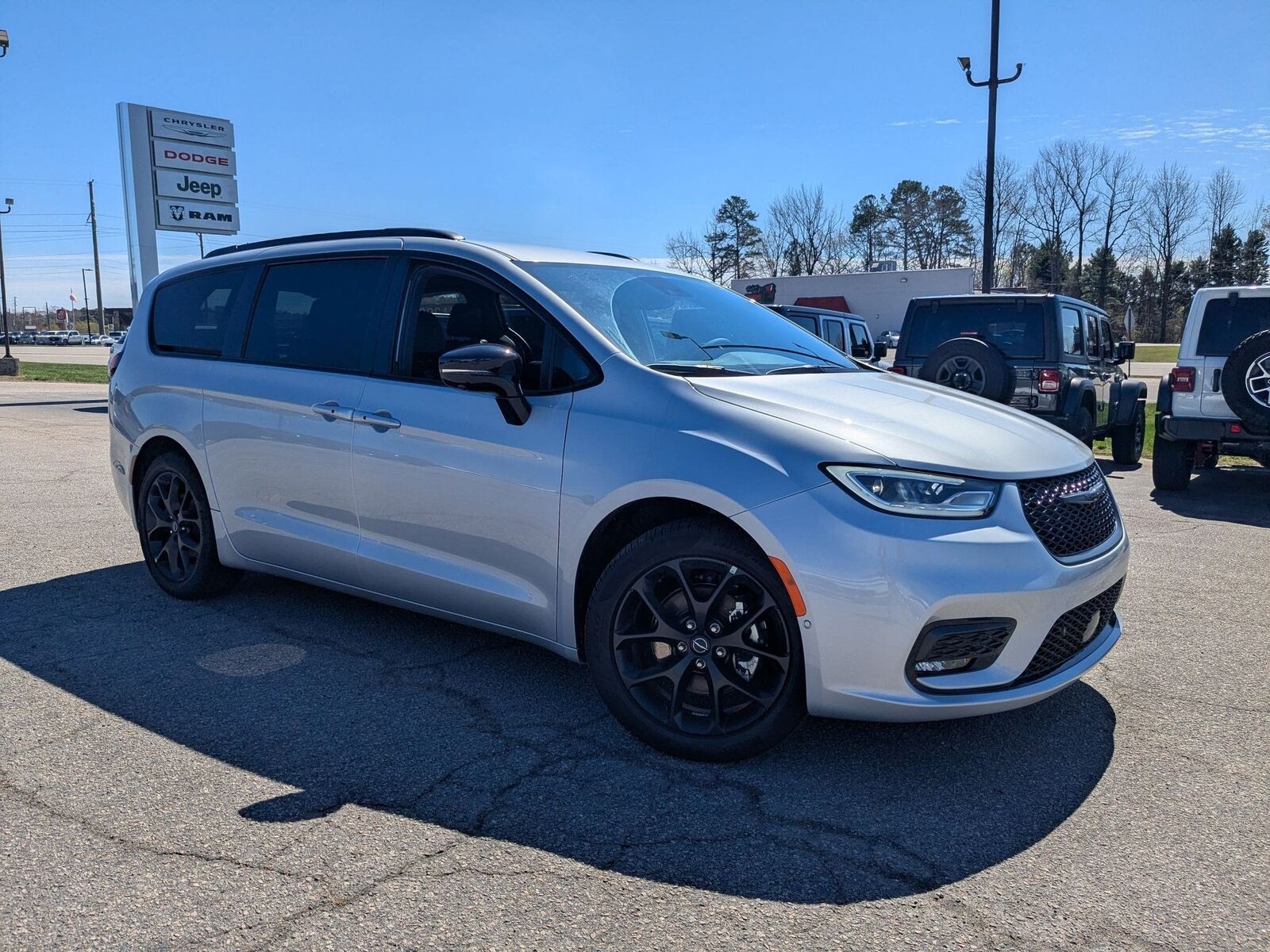 2026 CHRYSLER Pacifica
