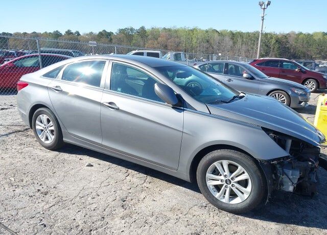 2013 HYUNDAI Sonata