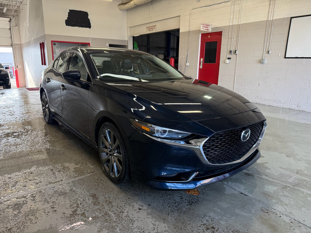2021 MAZDA Mazda3